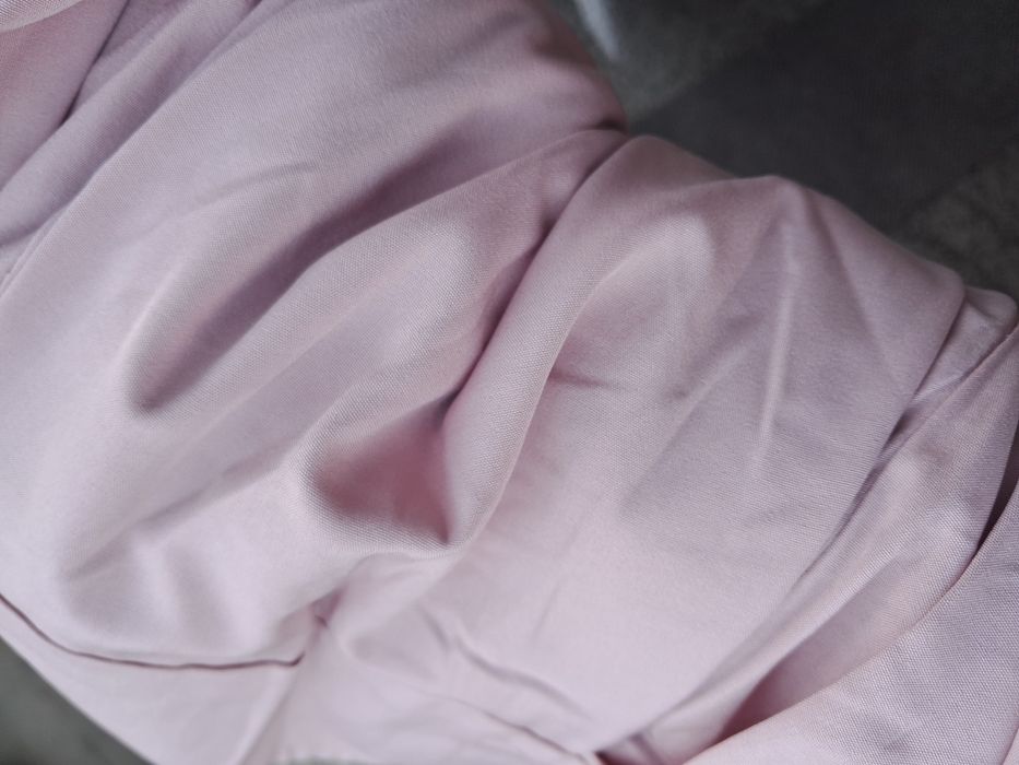 Розова пола размер М - нова