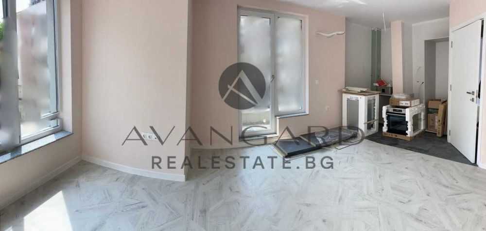 Продава се Тристаен апартамент в Пловдив, Кючук Париж - 87 кв.м за 1955 €/кв.м - Снимка #1