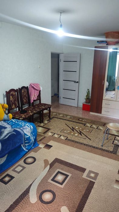 3 бөлмелі пәтер сатылады 14 мкр 45үй
