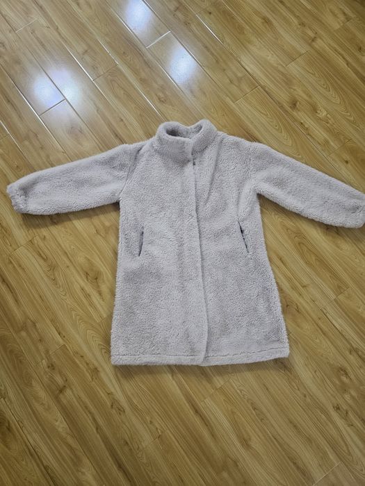 Отдам даром вещи для девочки