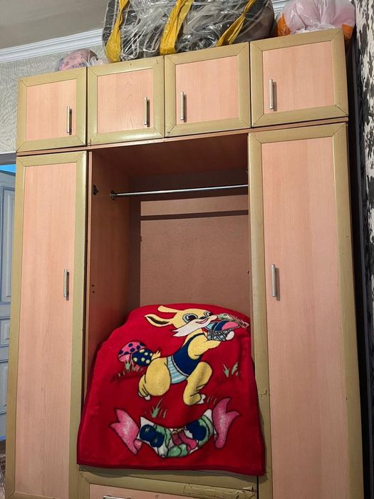 Продам спальни гарнитур