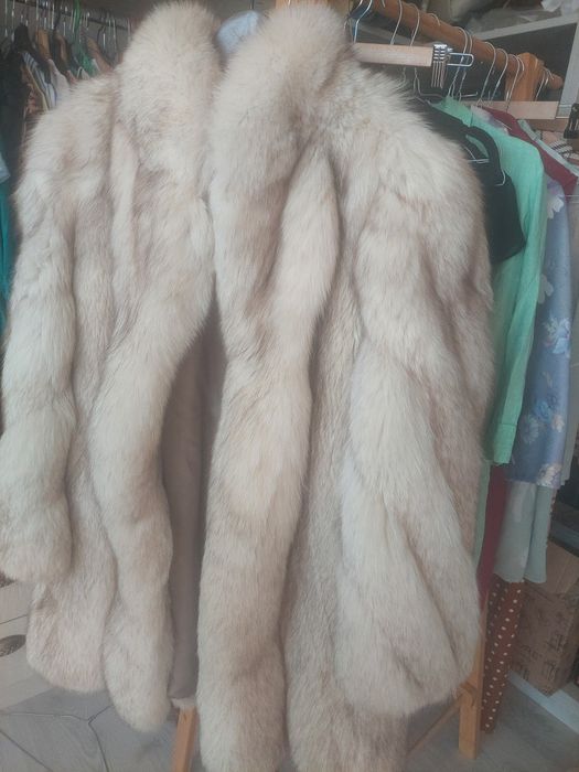 Haină din blană naturală crem/bej – elegantă