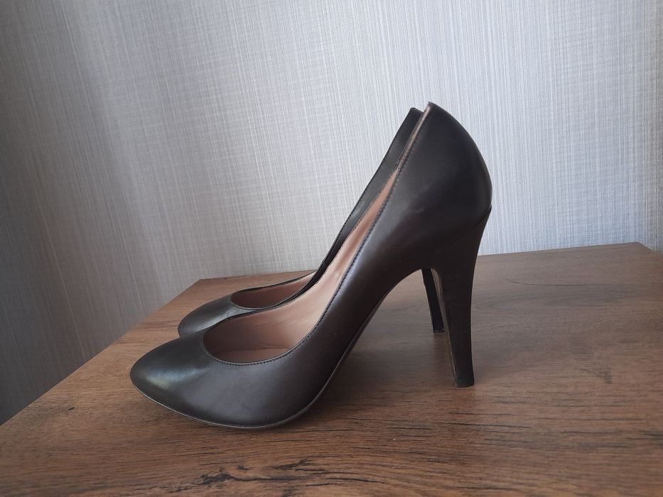 Emporio Armani дамски обувки 39 номер.