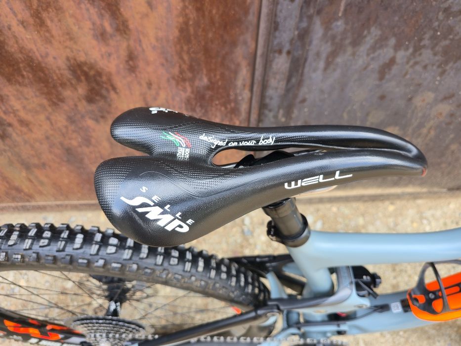 Карбонов Giant Trance 27.5 M Rockshox  Revelation 1x11 SLX Перфектно състояние
