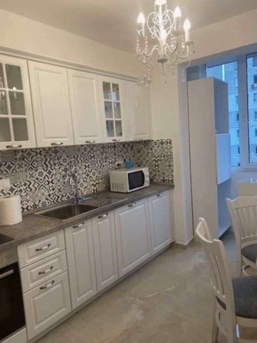 Дава се под наем Тристаен апартамент в София, Стрелбище - 90 кв.м за 896.58 € - Снимка #2