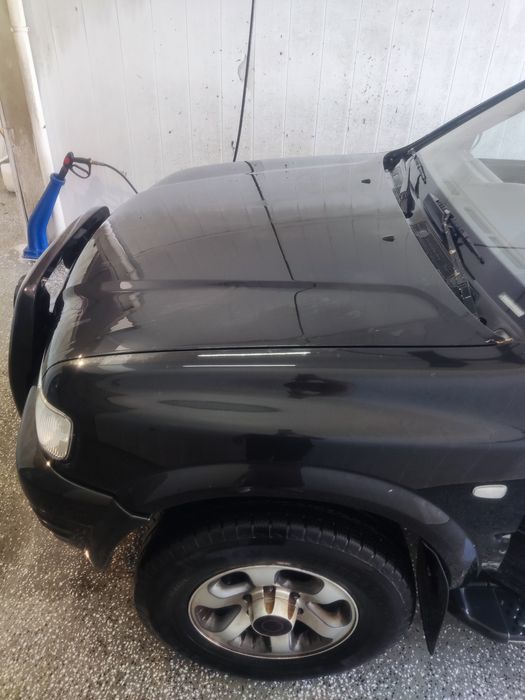 Продавам перфектен капак за Опел Фронтера Opel Frontera фейслифт 2003г