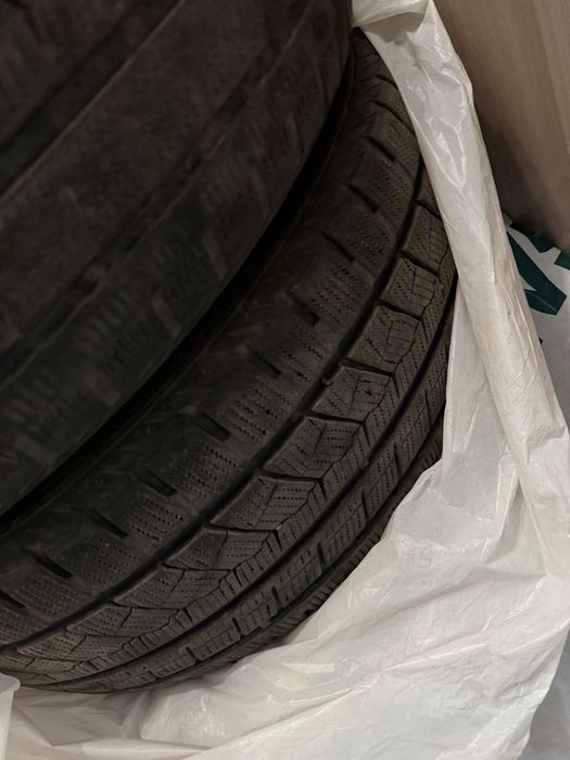 Летние шины 235/45/18
