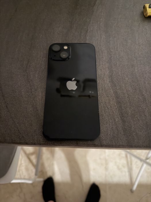Vand Iphone 13 128 gb Negru