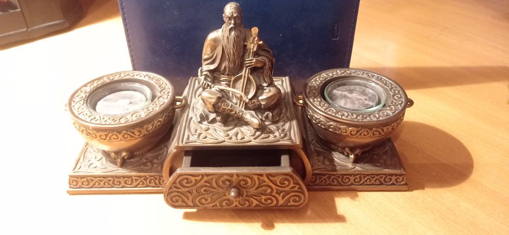 Шкатулка Қорқыт Ата Empire и статуетка