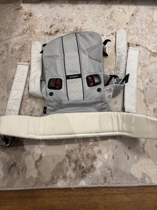 Marsupiu Baby Bjorn
