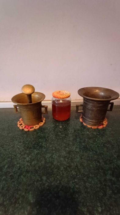 Mojar cu pistil din alama (1 sau 2 buc) Bucuresti, sect 2