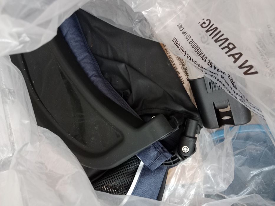 Продам коляску. Новую