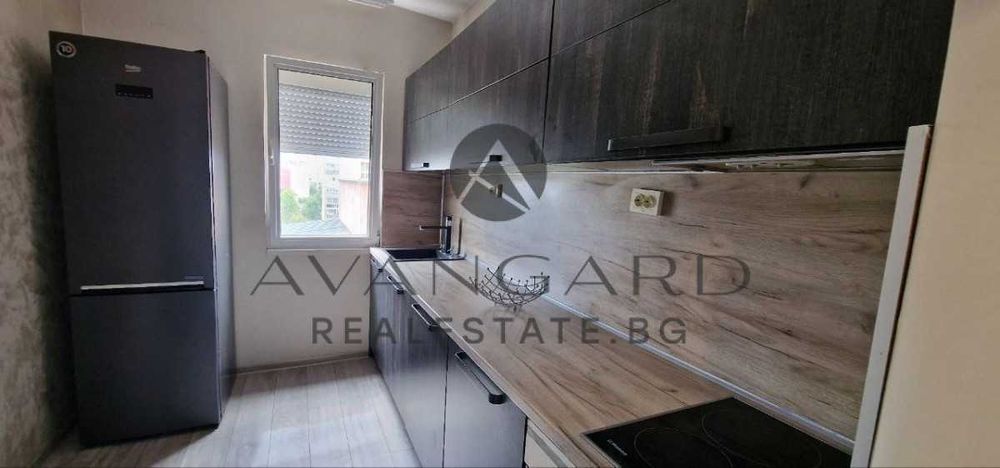 Продава се Тристаен апартамент в Пловдив, Кючук Париж - 68 кв.м за 2040 €/кв.м - Снимка #3