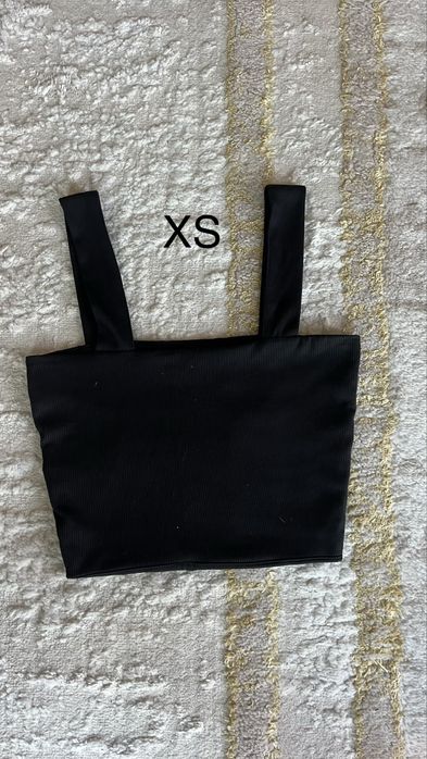 ЛОТ от топове на марките Pull and Bear и Bershka