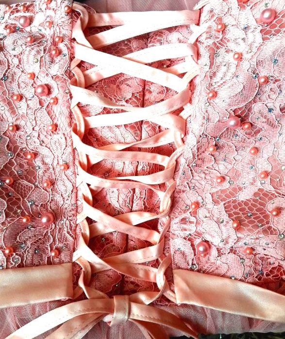 Продам платье новое