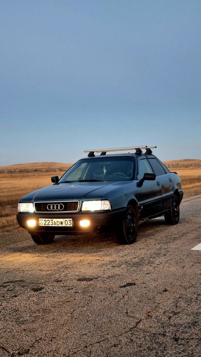 Продам машину Ауди 80