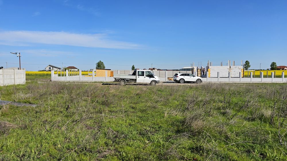 Vand teren zona Peugeot