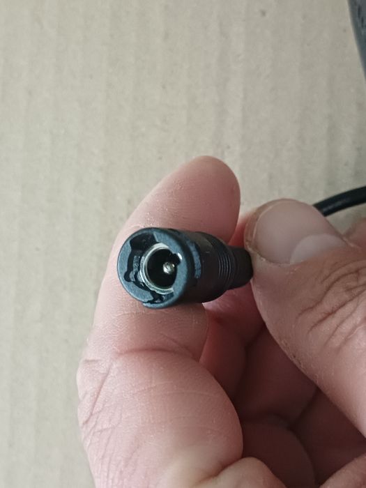 Baterie 12v  2600mA in stare buna
Este testata