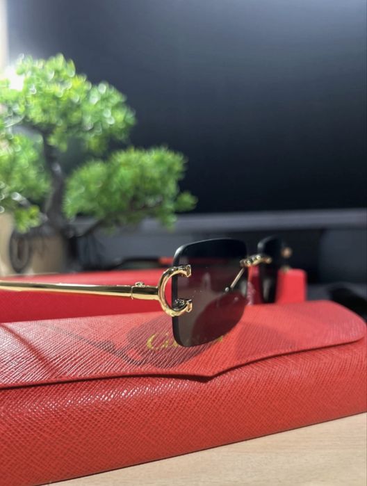 Vand ochelari cartier