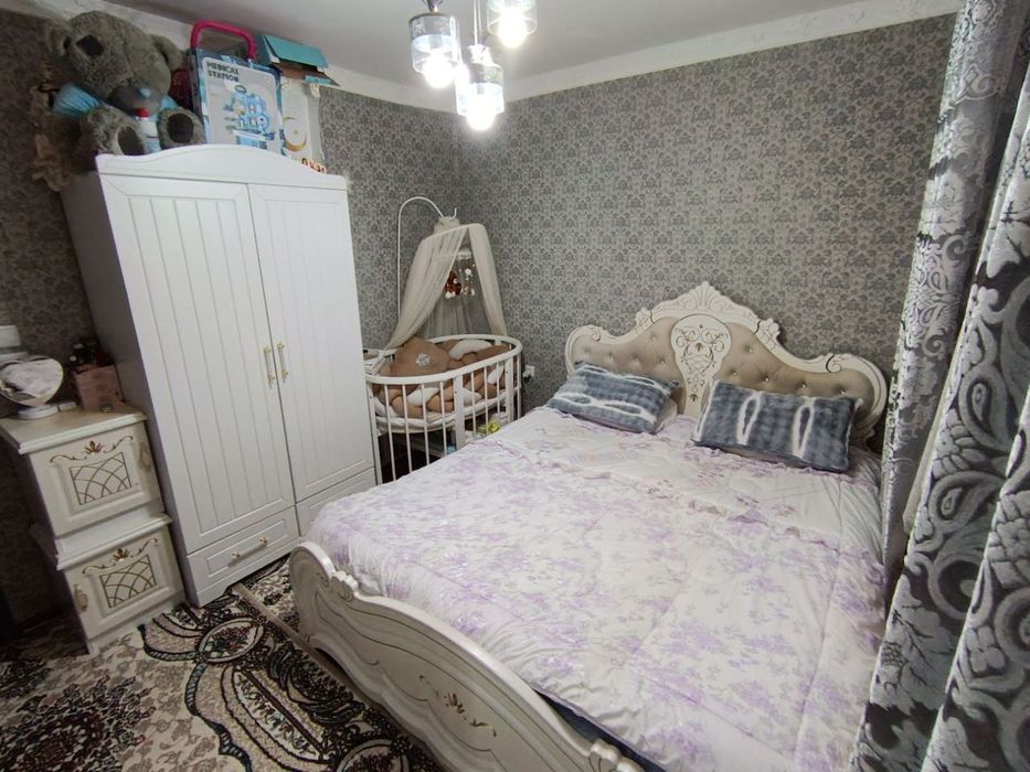 Uchaska sotiladi yashnabod tuman 4 sotix 4 xona