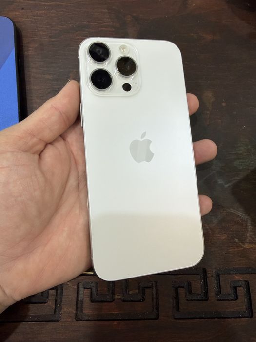 Iphone 16 pro max 512гб 98% батарея