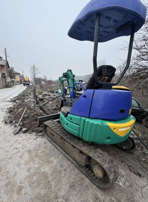 Изкопни дейности с мини багер и самосвал