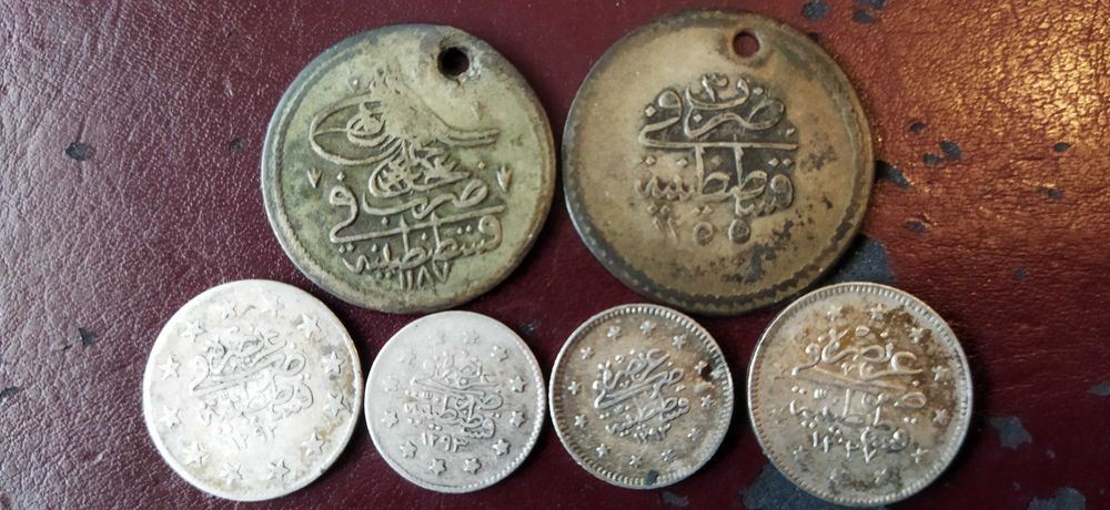 Стари сребърни туски монети