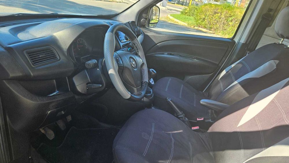 Opel Combo D 1.6 DIESEL Autoutilitara