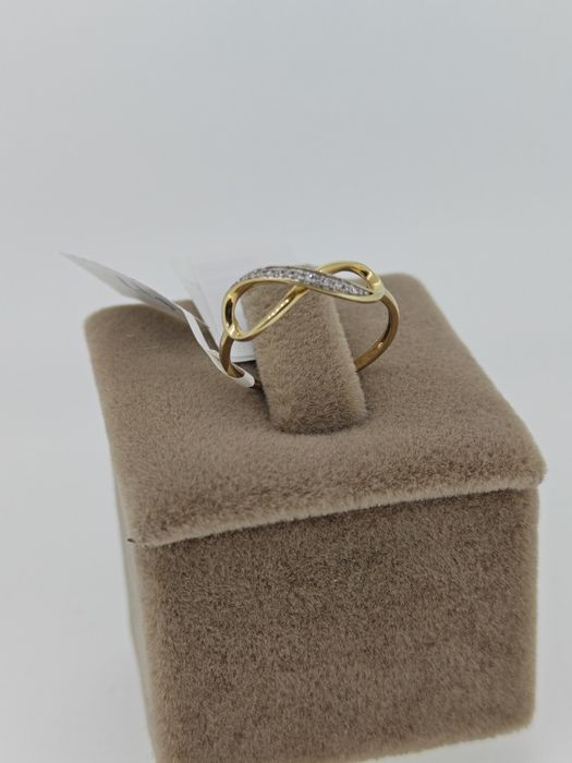 Inel aur 18k 1.10gr cu diamante naturale (r)