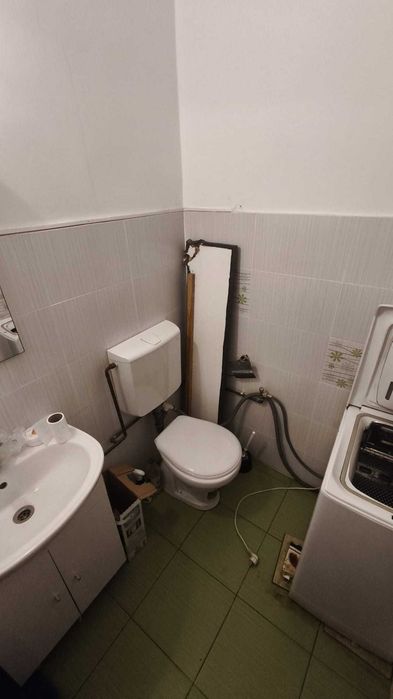 3 camere **80 mp – Ideal pentru 3 studente | Zonă foarte bună | Lângă școală și transport**- UNIRII