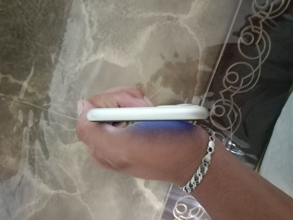 Iphone11  продам срочно
