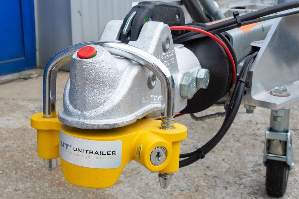 Заключващо устройство за теглич за ремарке