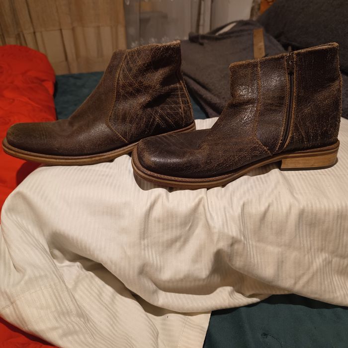 Ghete bărbați invito piele