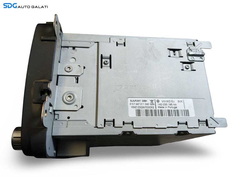 Unitate Radio CD Player Multimedia Volkswagen Golf 6 Plus 2008 - 2013 Cod 1K0035195AA [LS0641]