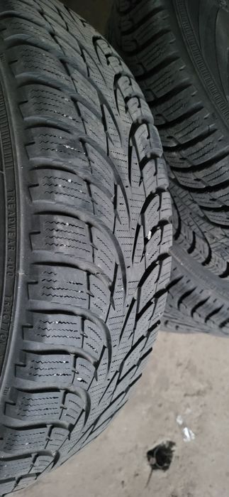 Vând jante cu cauciucuri de iarna