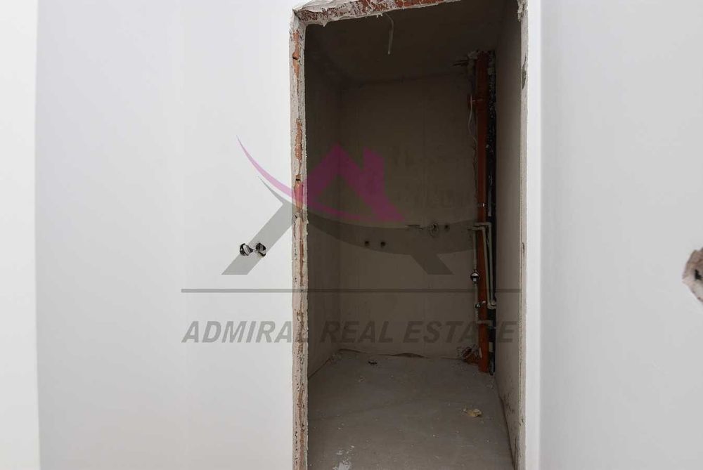 Продава се Двустаен апартамент в Варна, Възраждане 3 - 57 кв.м за 1439 €/кв.м - Снимка #3