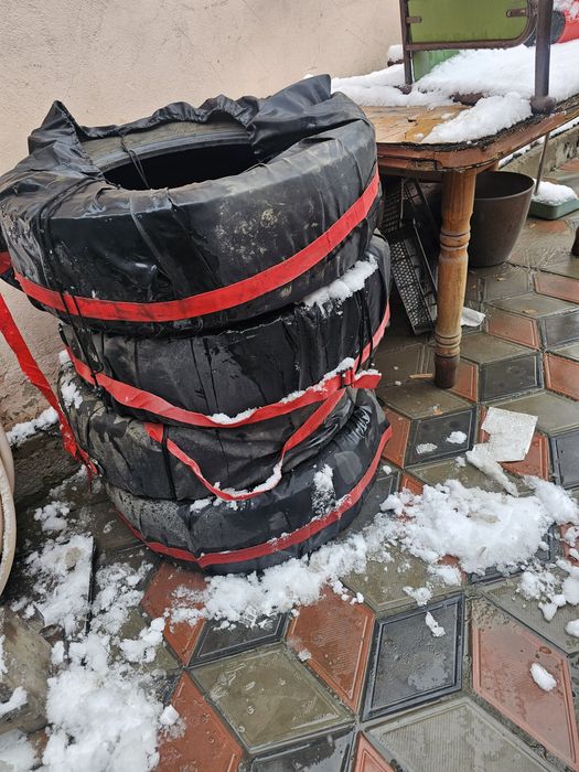 Продам зимние шины