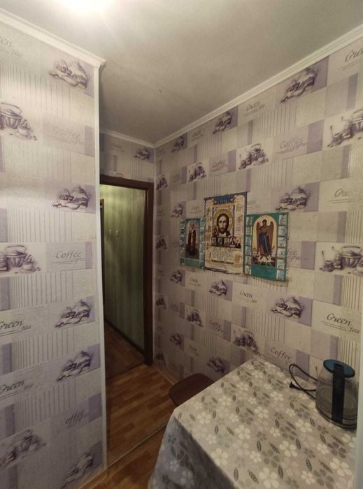 Продам 2-х комн. ул. Камзина, 25