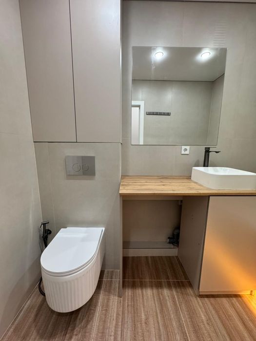 Продам 1ком квартиру в центре