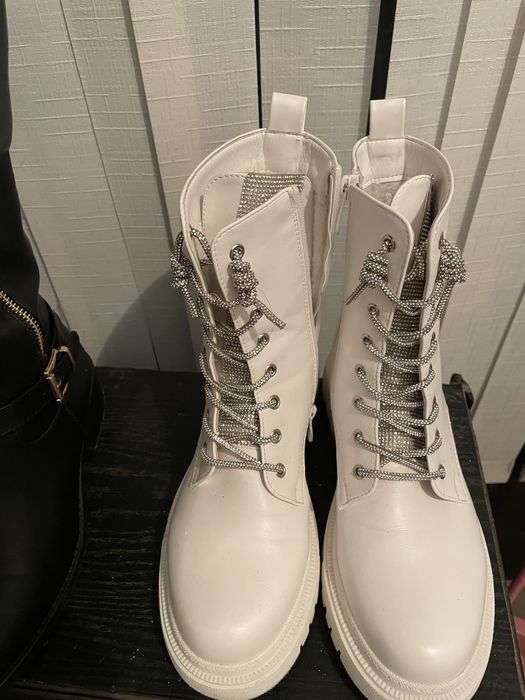 Дамски боти зимни