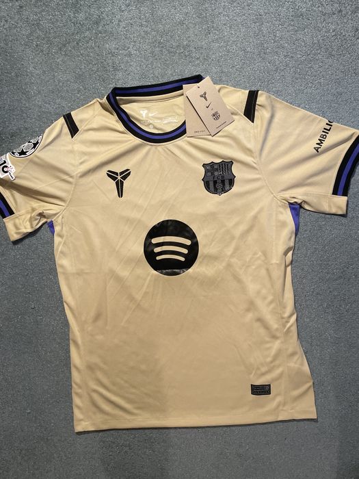 Tricouri Barcelona Marimea M Noi