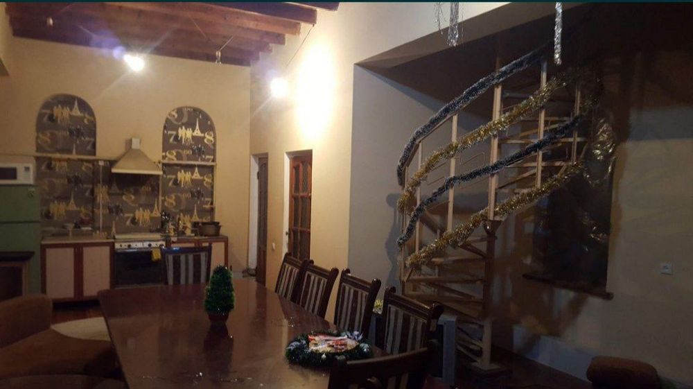 Сдаю Дом сзади Паркентского рынка под Офис/Хостел /Спа-Салон