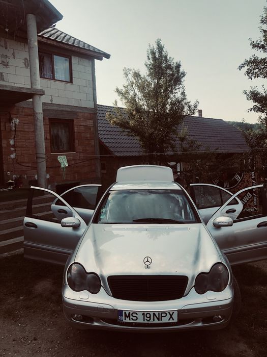 Vand /schimb mercedes w203 2.7 beniza