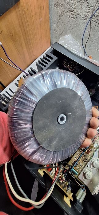 Transformator toroidal