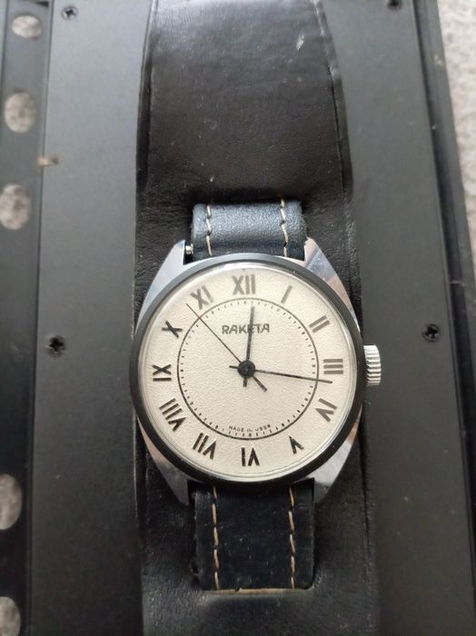 Vând ceas Raketa vintage