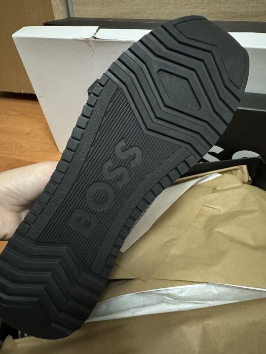 Оригинални обувки boss