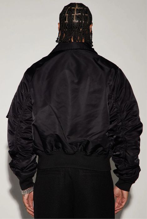 Бомбер куртка oversize