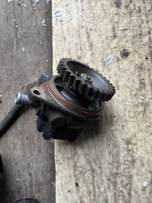 Насос гура исузу !