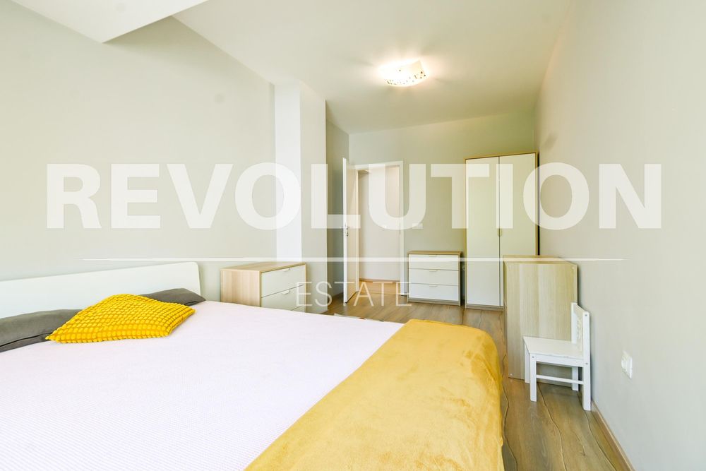 Дава се под наем Тристаен апартамент в София, Лозенец - 118 кв.м за 1200 € - Снимка #5