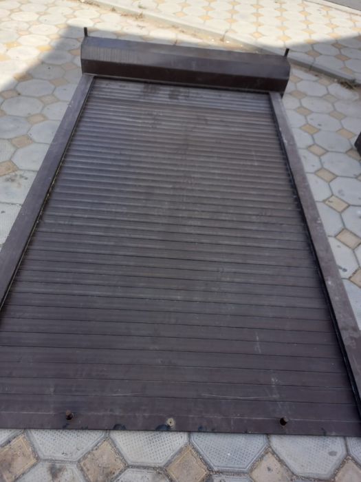 Роллставнь накладной. 2 штуки